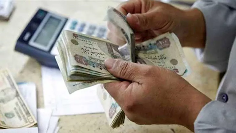 تعرف على مواعيد صرف رواتب أغسطس وسبتمبر بعد بدء تطبيق الزيادة مع راتب يوليو